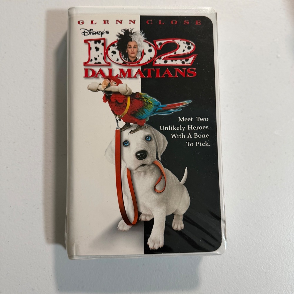 Disney 102 Dalmatians VHS Glenn Close Live Action Movie Clamshell Case